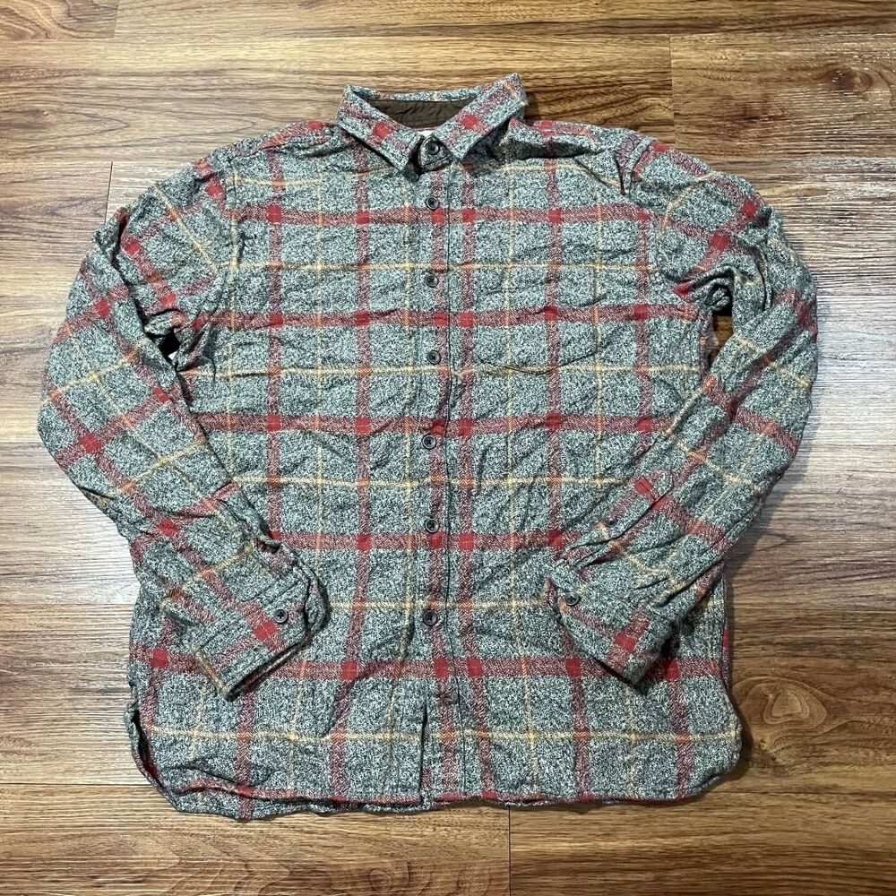 Urban Outfitters Flannel Button Up Shirt Gray Red Plaid Long Sleeve Cotton Men M